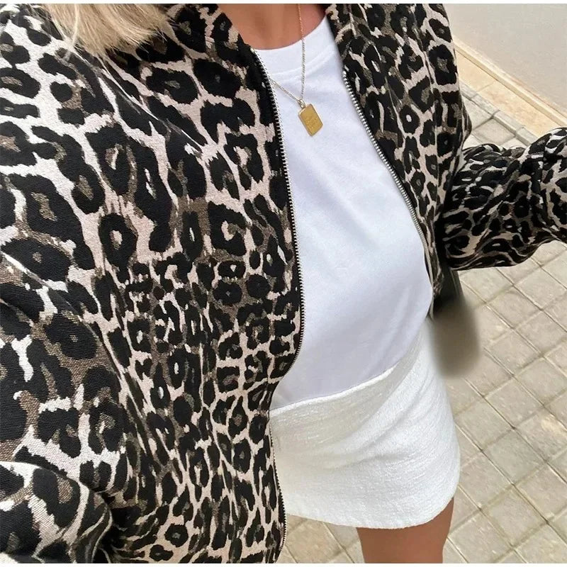 Jasmine Bomberjakke Kvinde – Bohemian Chic Stil & Urban Komfort til Efteråret