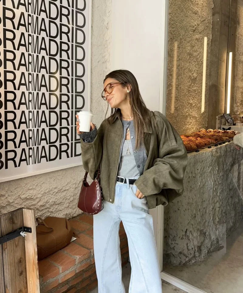Isla Veste Dame i Suede – Elegant Oversize Jakke med Moderne Snit & Blød Komfort