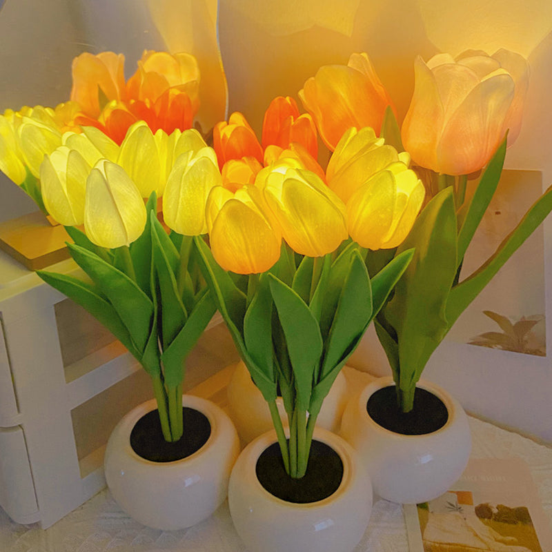 BloomLight LED Tulipan Nattelys – Stemningsfuld Belysning med Naturligt Udseende