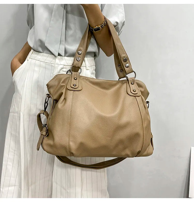Althea Skuldertaske med Stor Kapacitet – Elegant & Funktionel