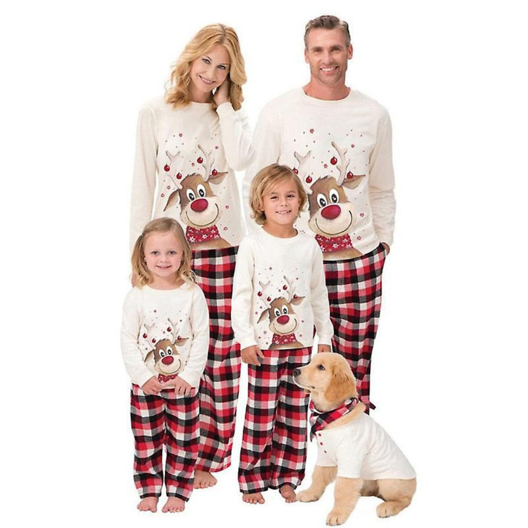 Hyggesættet til Matching Julepyjamas for Familien