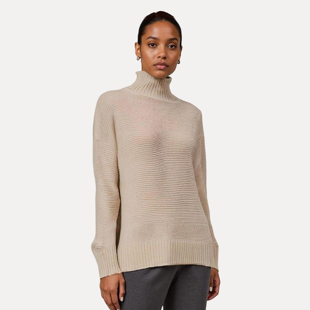Dame Turtleneck Sweater – Løs Pasform med Side Slids