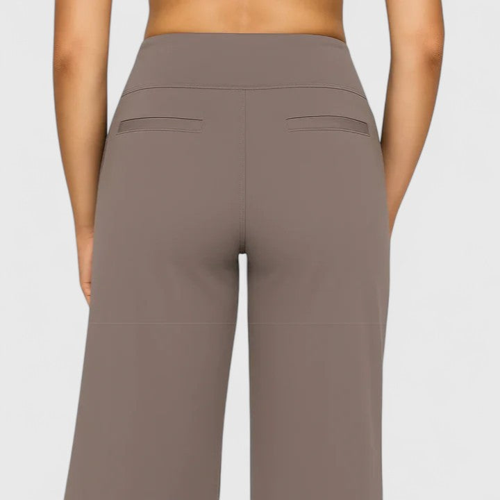 Knap Front Kvinders Top – Talje-definerende Pasform & Blødt Touch Stof