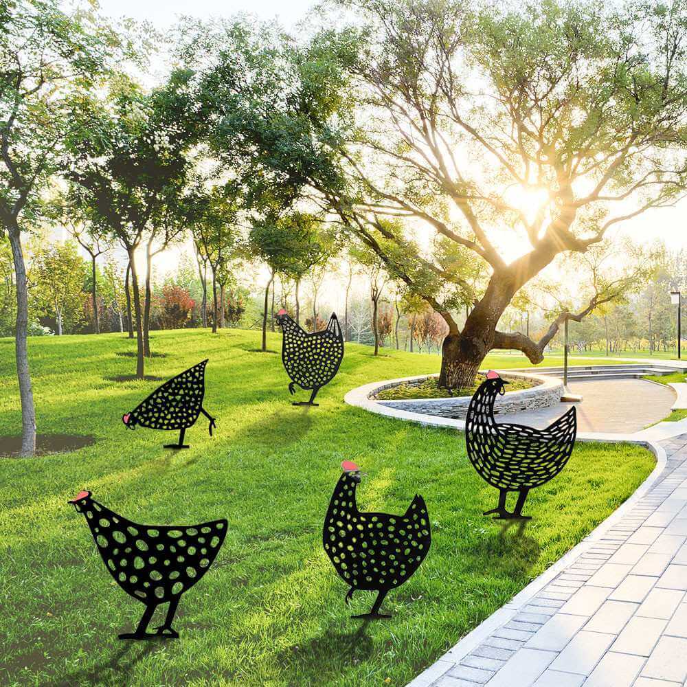 CluckCrew - Munter Kyllingeindretning Til At Lysne Din Have Op