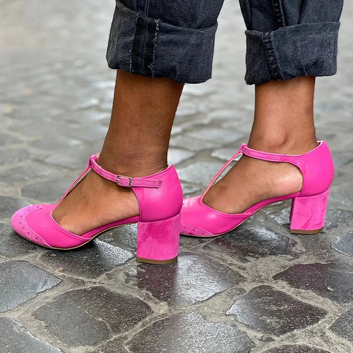LUKKET SANDAL MED T-BAR REM
