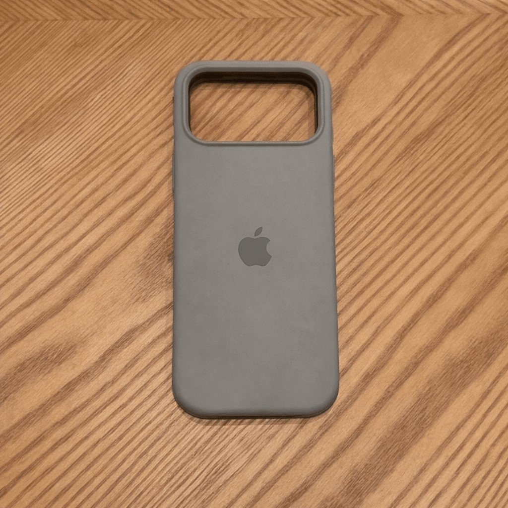 iPhone 14,15,16, Pro, Pro Max, Plus Silikone Etui Med Blød Overflade Design
