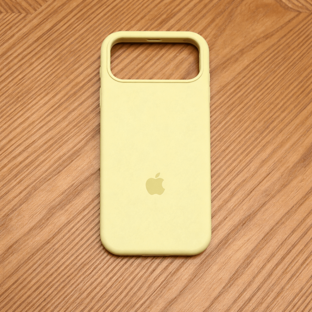 iPhone 14,15,16, Pro, Pro Max, Plus Silikone Etui Med Blød Overflade Design