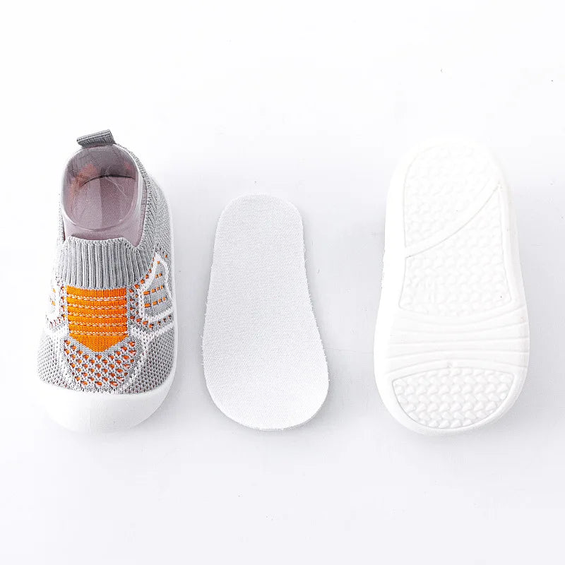 TinyTreads Slip-Ons | Åndbare skridsikre sko i mesh-zarada.dk