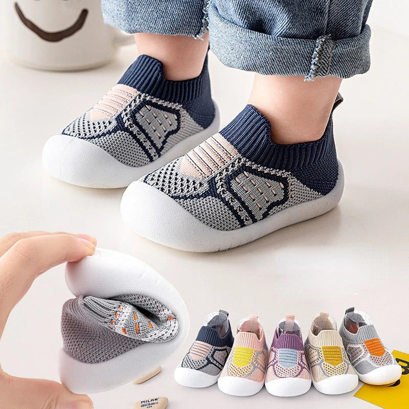TinyTreads Slip-Ons | Åndbare skridsikre sko i mesh-zarada.dk