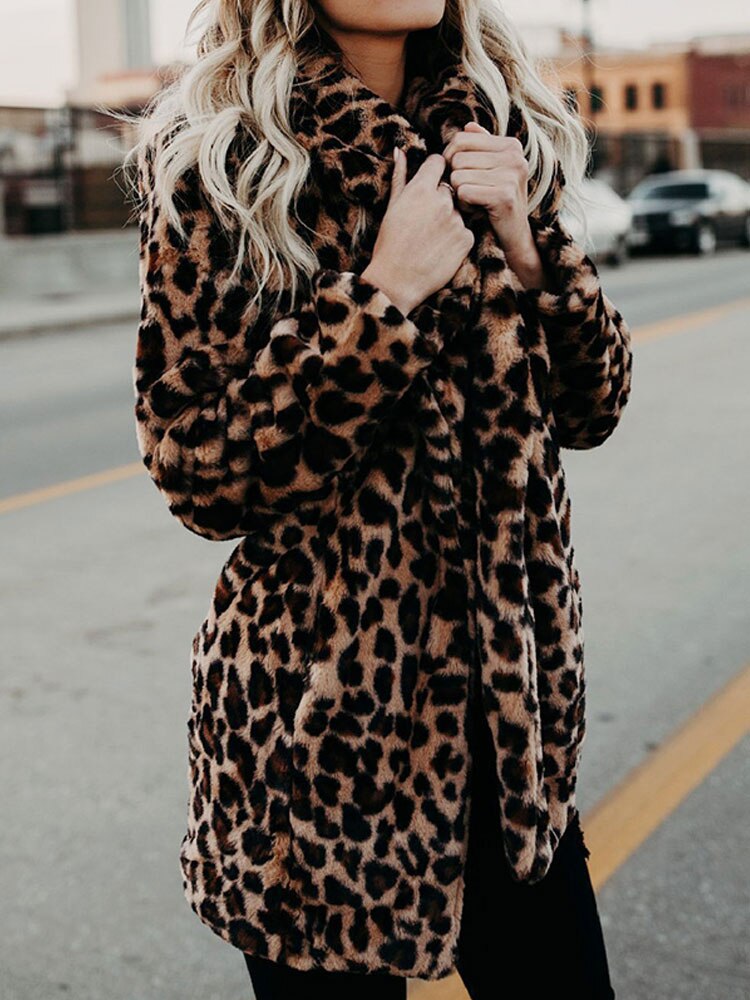 Fresia Vinterjakke Dame – Leopardmønster, Oversize Krave & Varm Foring