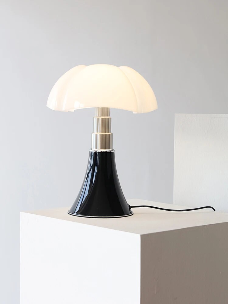 Bordlampe Blomst – Elegant