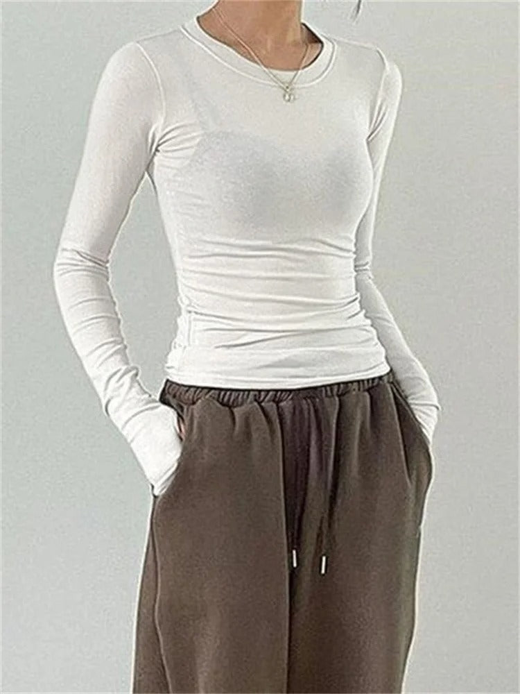 Slim Fit-top med rund hals til kvinder