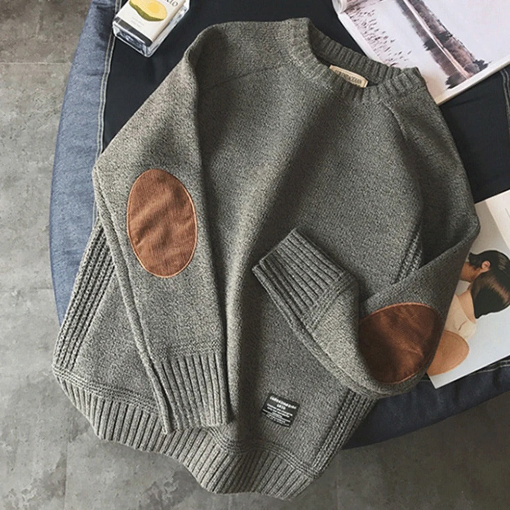 Oversized patch-strikket sweater til mænd