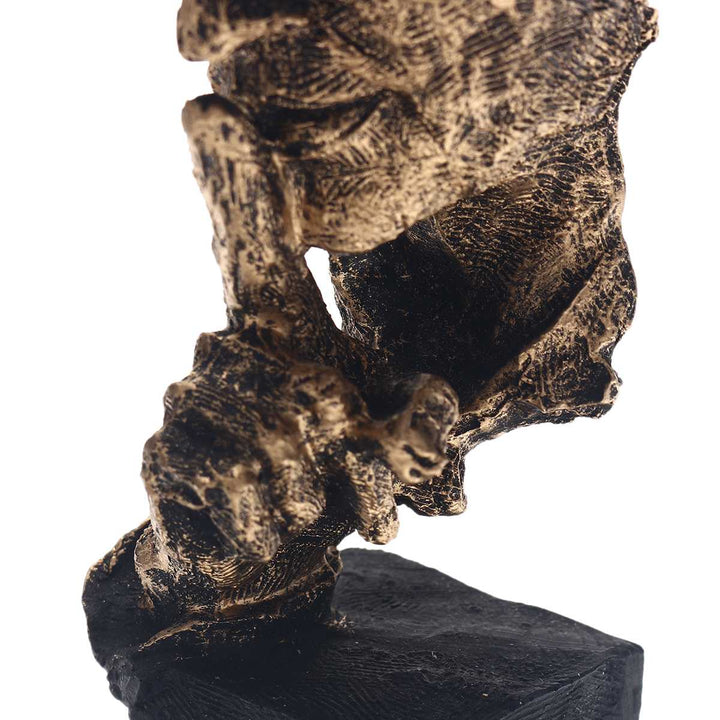 Abstrakt Guld Skulptur "NordicLijn" – Moderne Skandinavisk Dekoration
