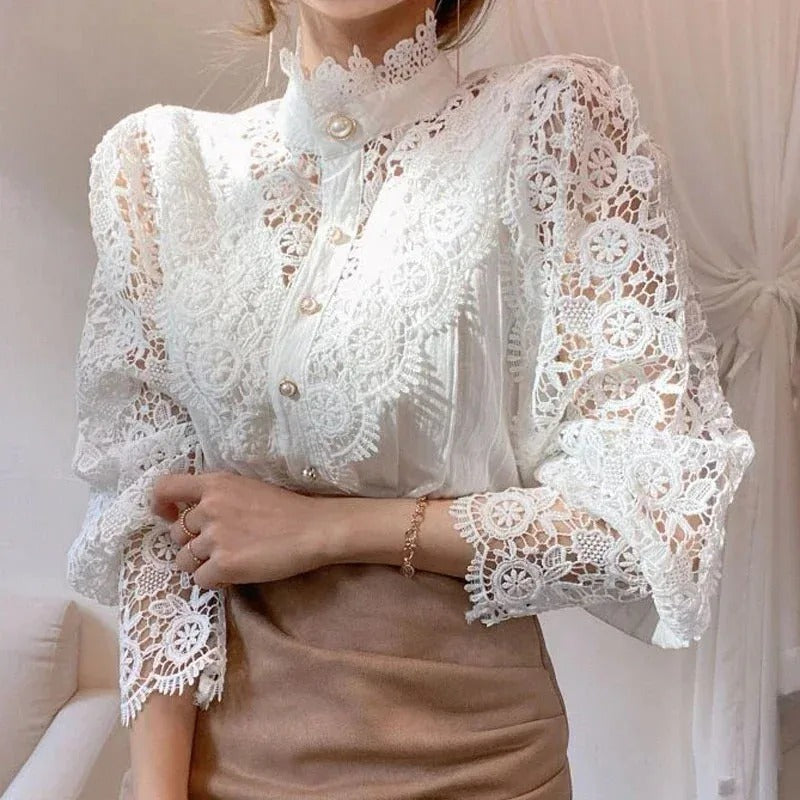 Blomsterbluse med hul blonder til kvinder