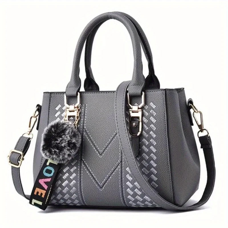 Broderi Messenger Bag