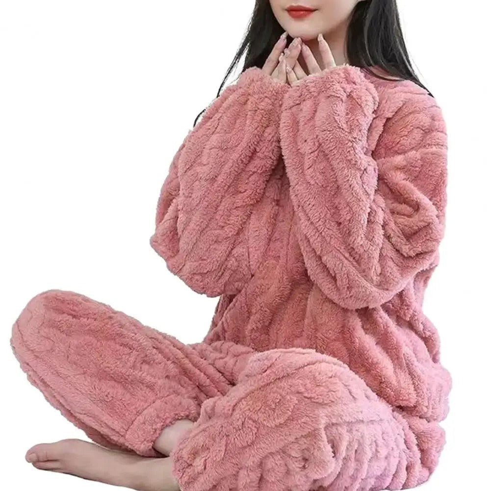 Hyggeligt pyjamassæt til kvinder