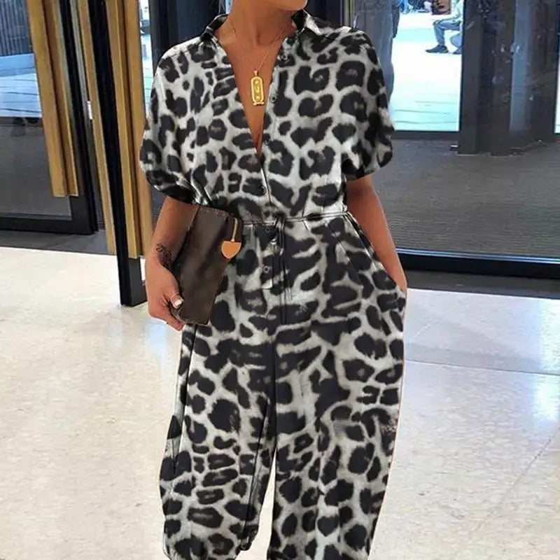 V-hals med knude i leopardprint til kvinder