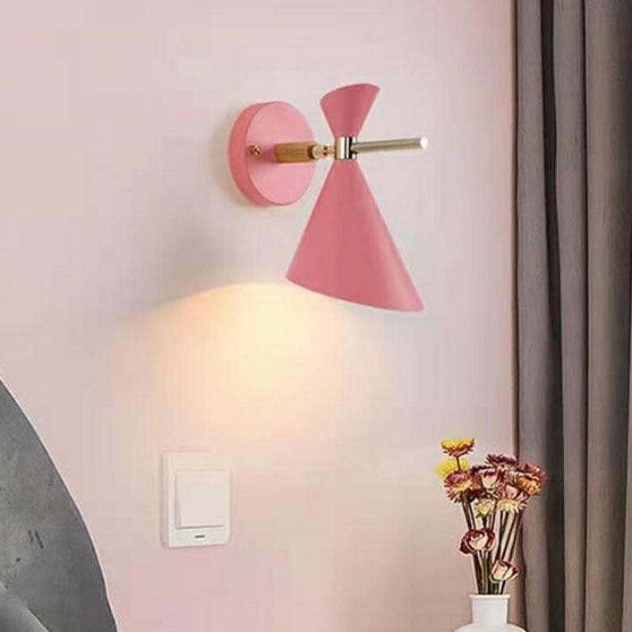 ScandiGlow - Chic væglampe med nordisk charme