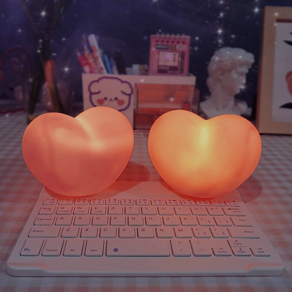 LumiHeart – Elegant Hjerteformet Natlampe for en Hyggelig Atmosfære