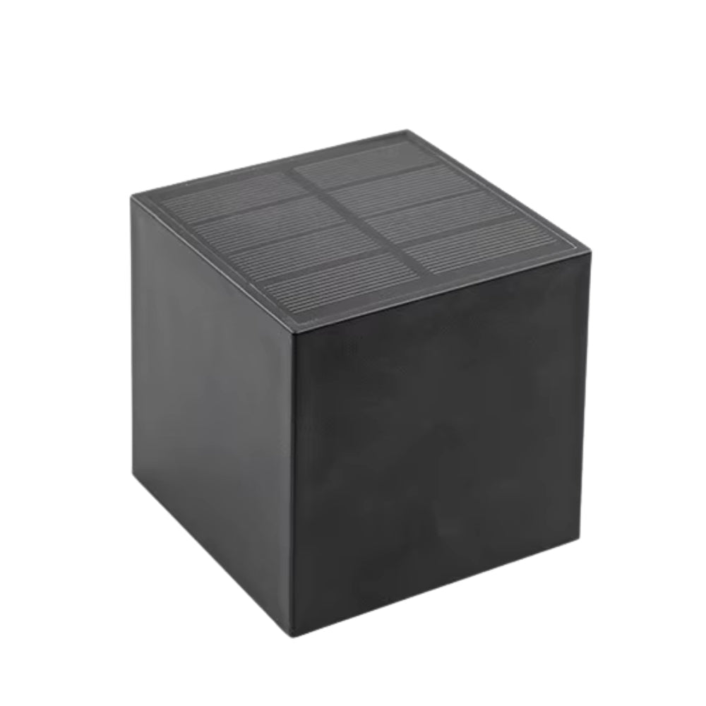 SolarGlow – Udendørs Solcellelampe med Høj-Effektivitetsdesign for Hurtig Opladning