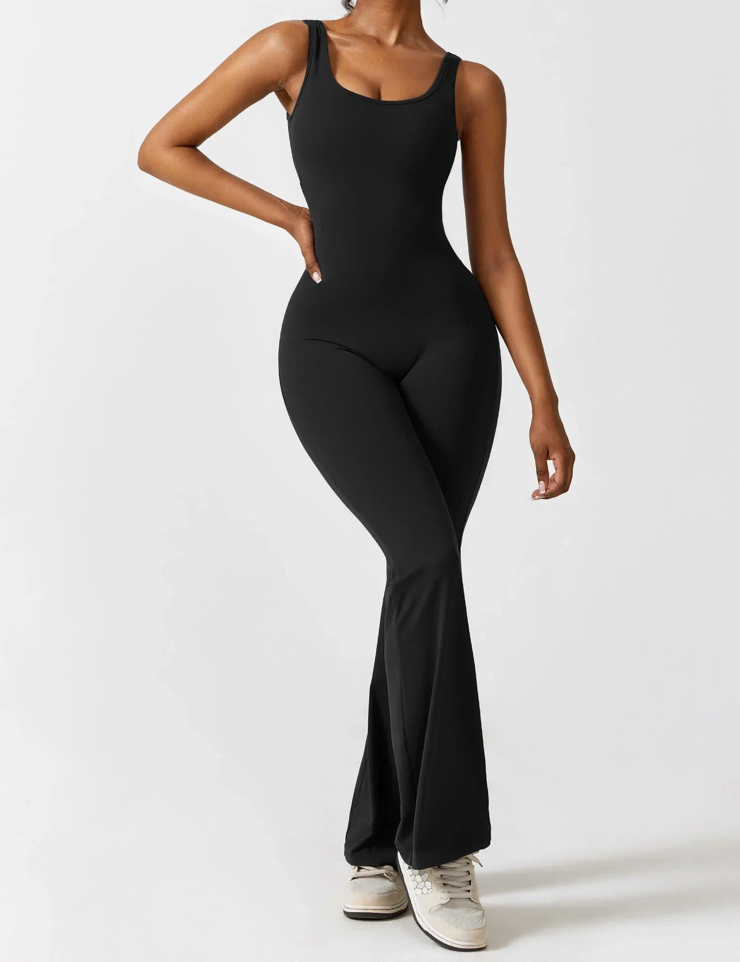 Kyliams | Tætsiddende jumpsuit med brede ben-zarada.dk