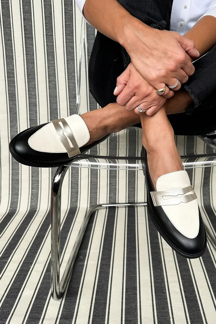 MONOKROME KLASSISKE LOAFERS