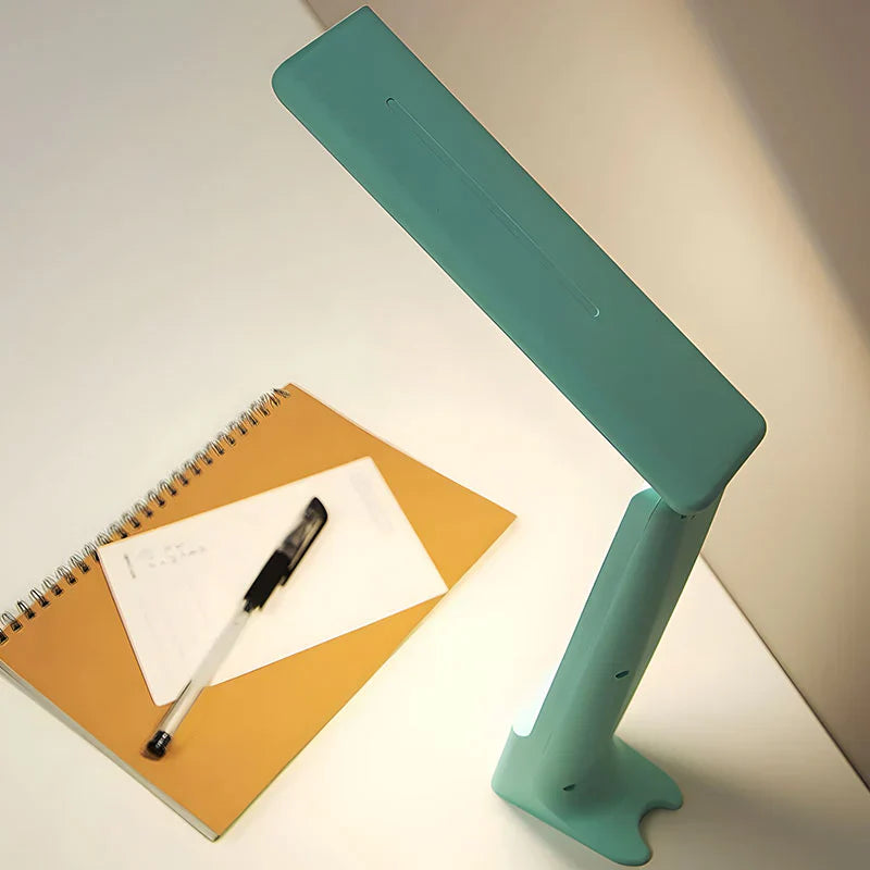 LumeTouch - Slank skrivebordslampe med justerbar lysstyrke og moderne design
