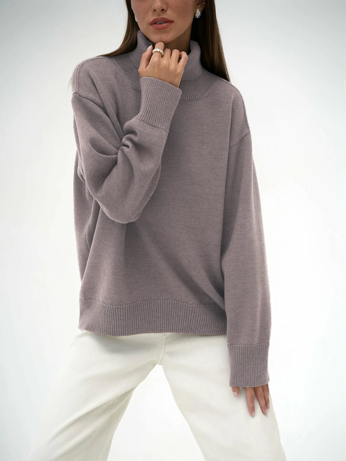 Elise Oversized Turtleneck Sweater til kvinder – Blød og varm striktrøje med tidløst design