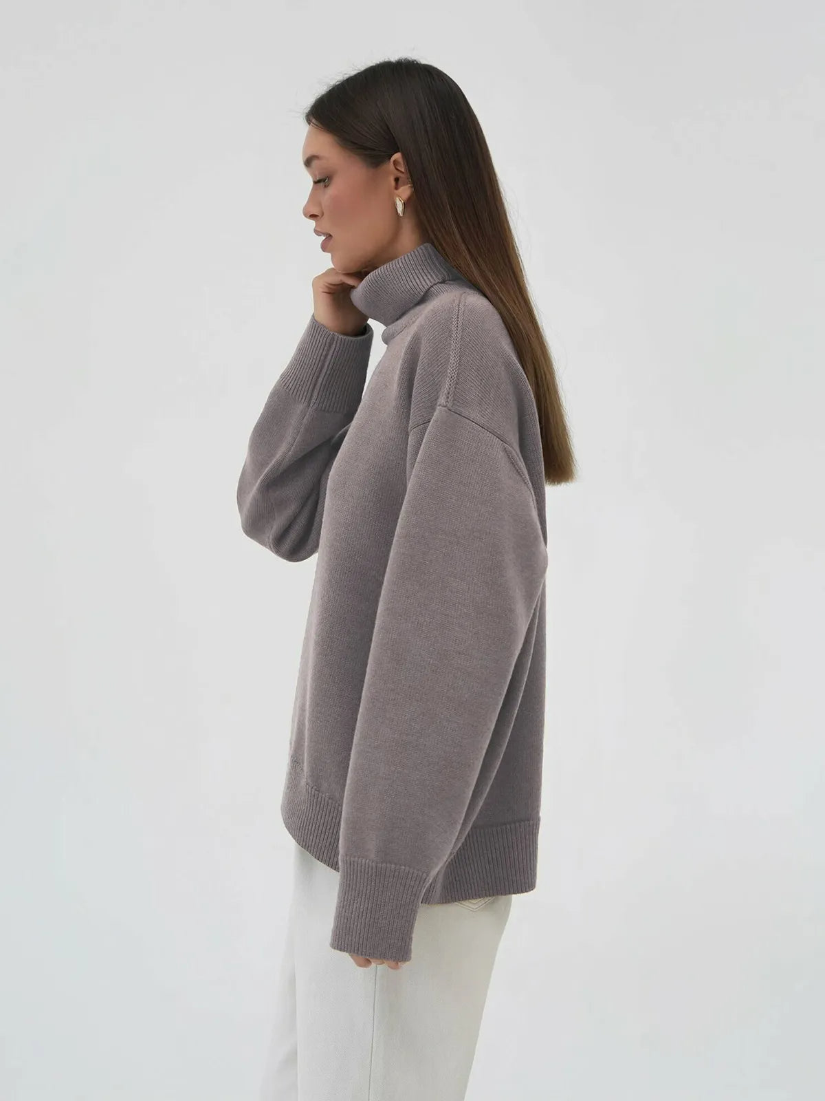 Elise Oversized Turtleneck Sweater til kvinder – Blød og varm striktrøje med tidløst design