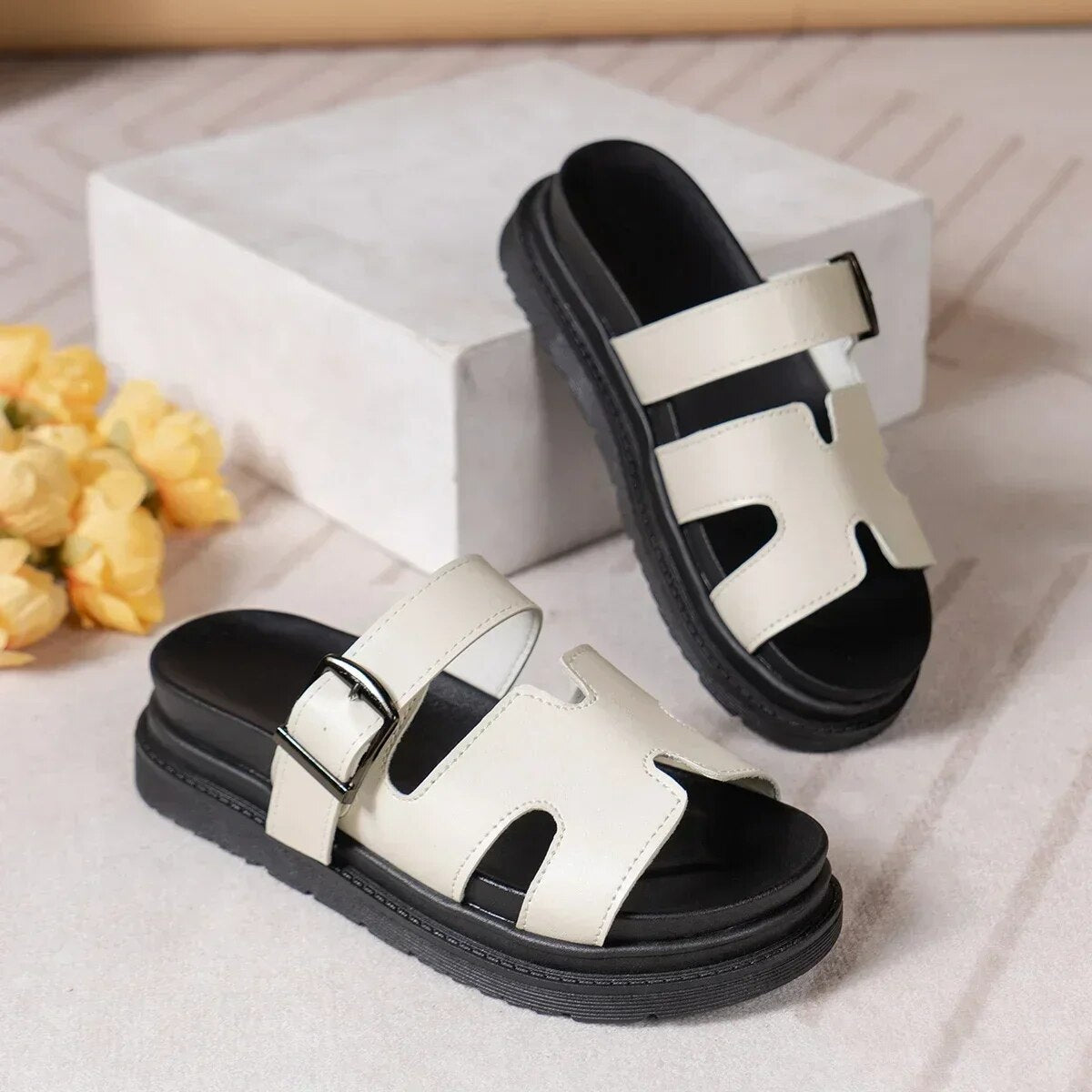 Milano Slipper | Gammel inspiration, Elegant look-zarada.dk