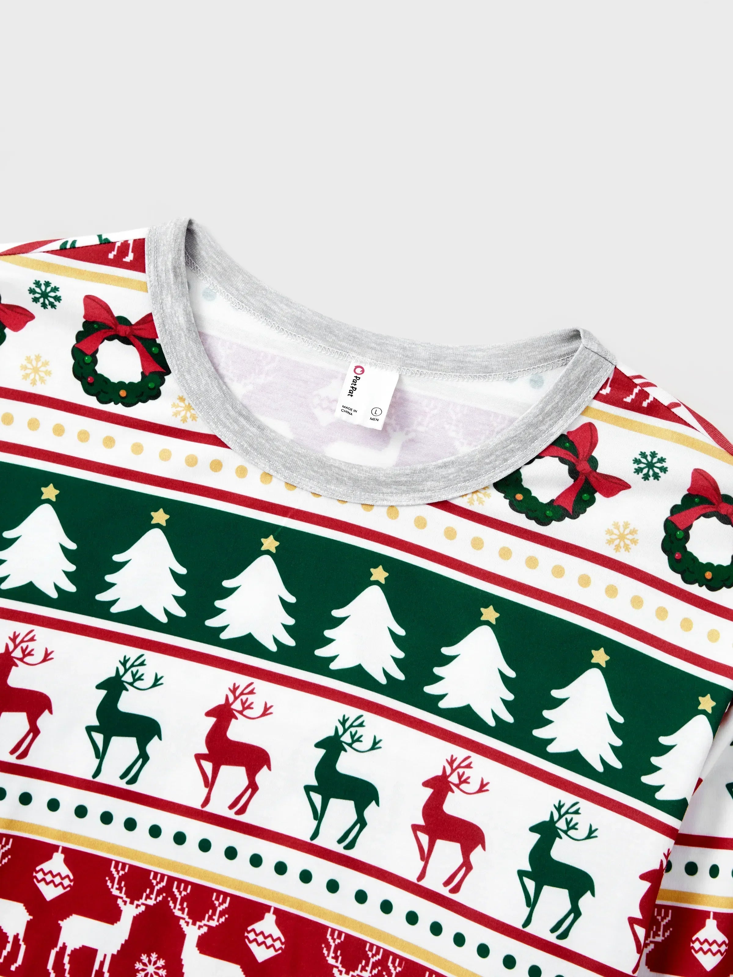 ReindeerJams | Familievenlige julepyjamas med rensdyr- og juletræsmønster samt ColorBlock-sokker