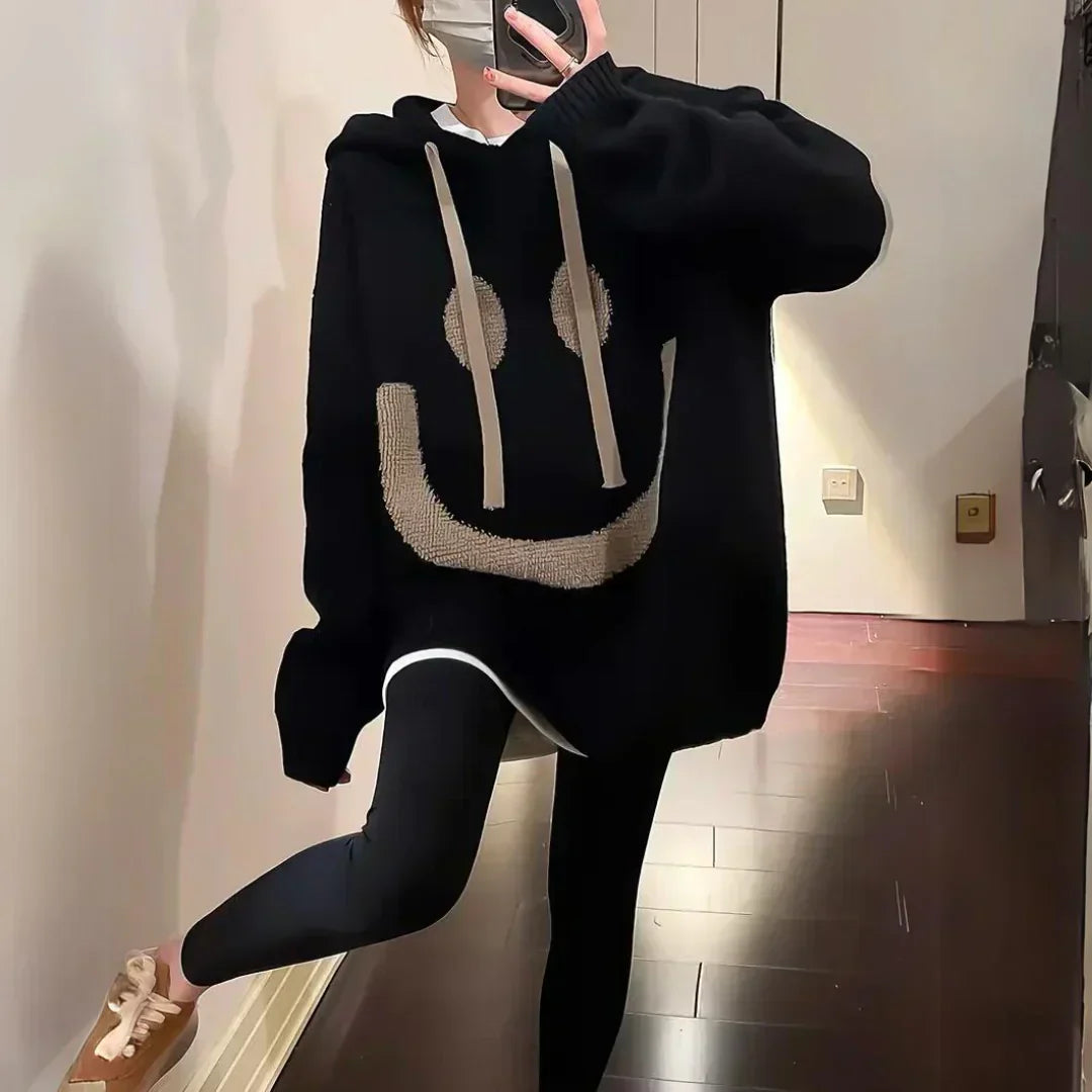Ailany Oversize Hoodie Sweatshirt til kvinder – Blødt striktrøje med legende smiley-print og afslappet pasform