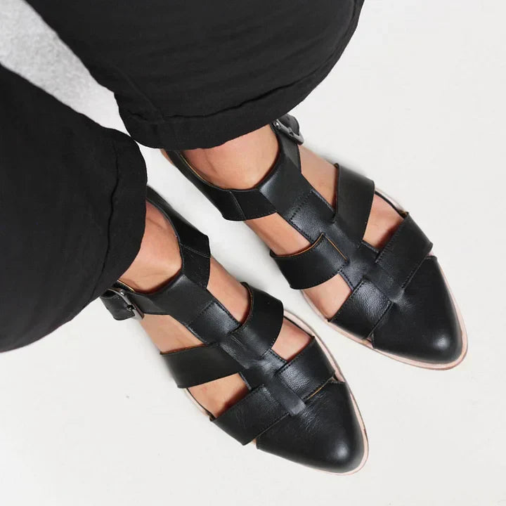 VEVET FLADE SANDALER