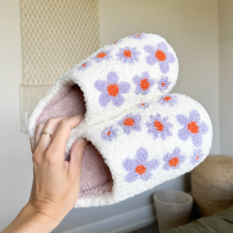 BloomStep Sutsko – Komfortable Indersko med Blomsterdesign & Skridsikker Sål