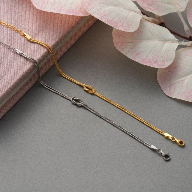 Amour | Minimalistisk armbånd kærlighedsknude