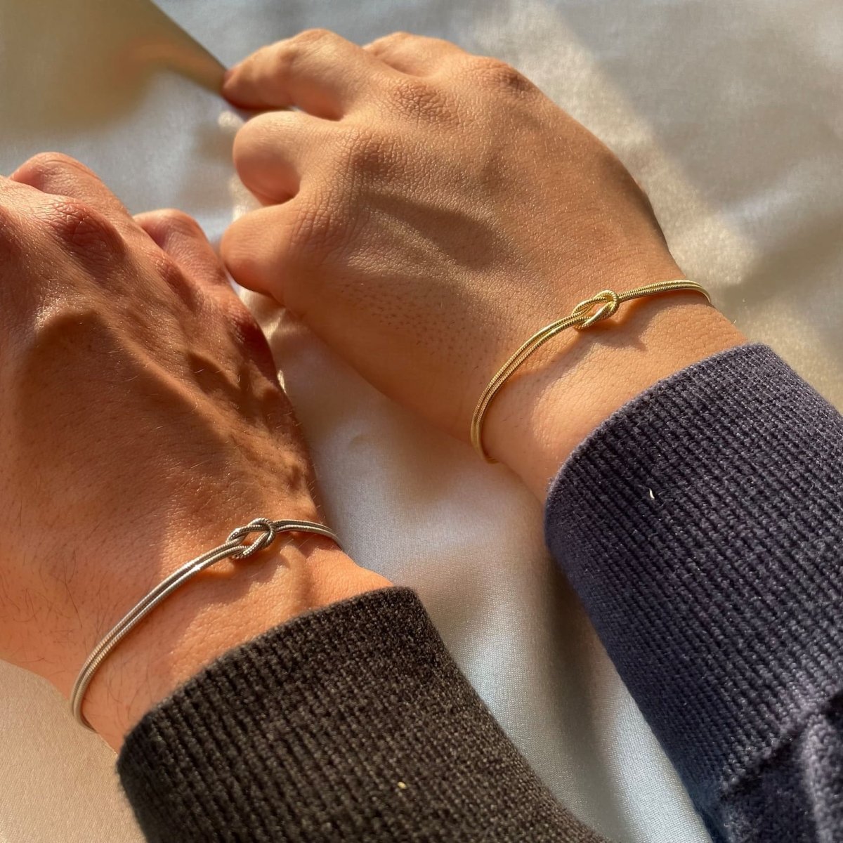 Amour | Minimalistisk armbånd kærlighedsknude