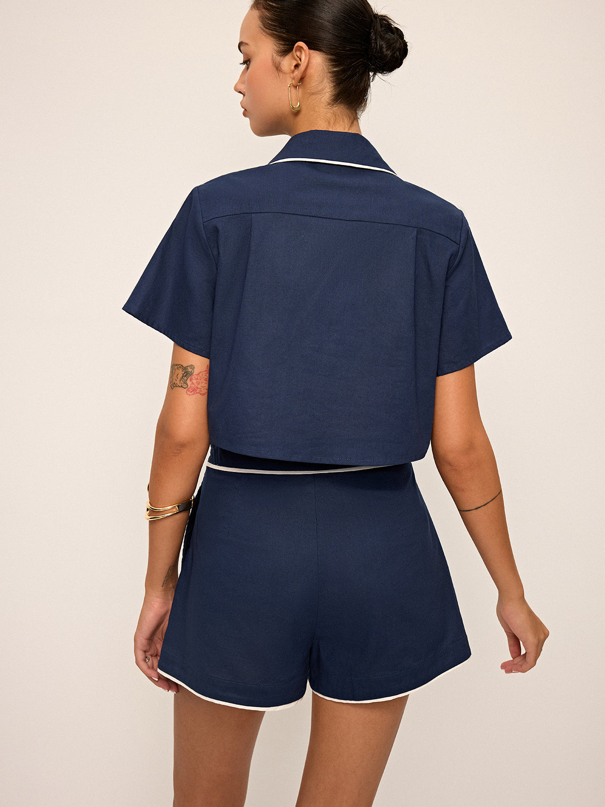Kontrast Piping Crop Skjorte og Shorts Sæt