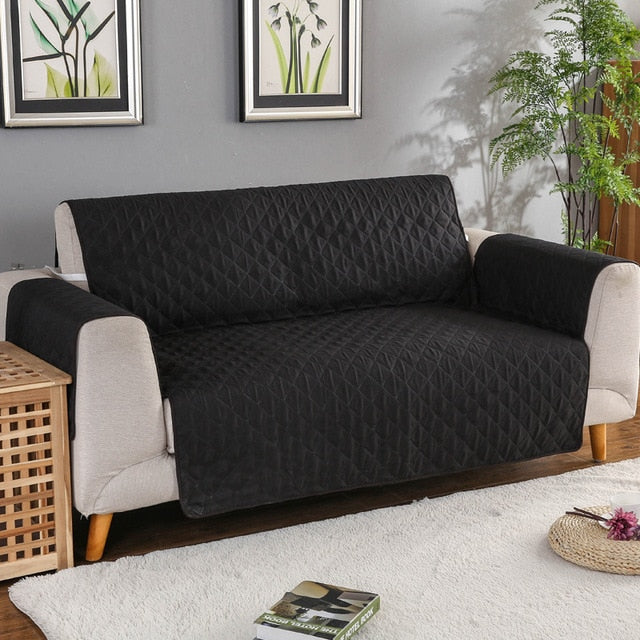 Beskyt Din Sofa Mod Kæledyr: Opdag Den Ultimative Sofa Beskytter!