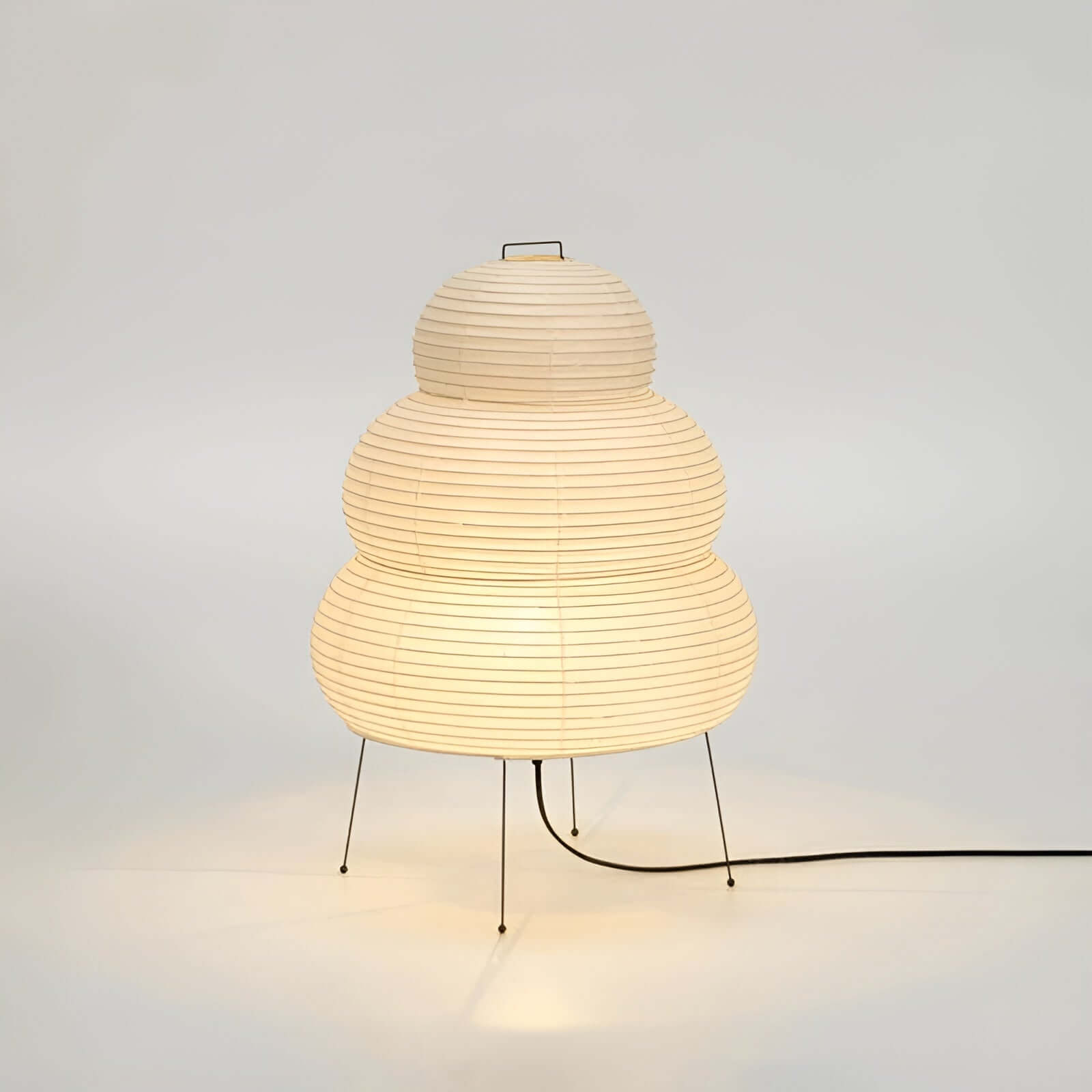 Bordlampe i minimalistisk design