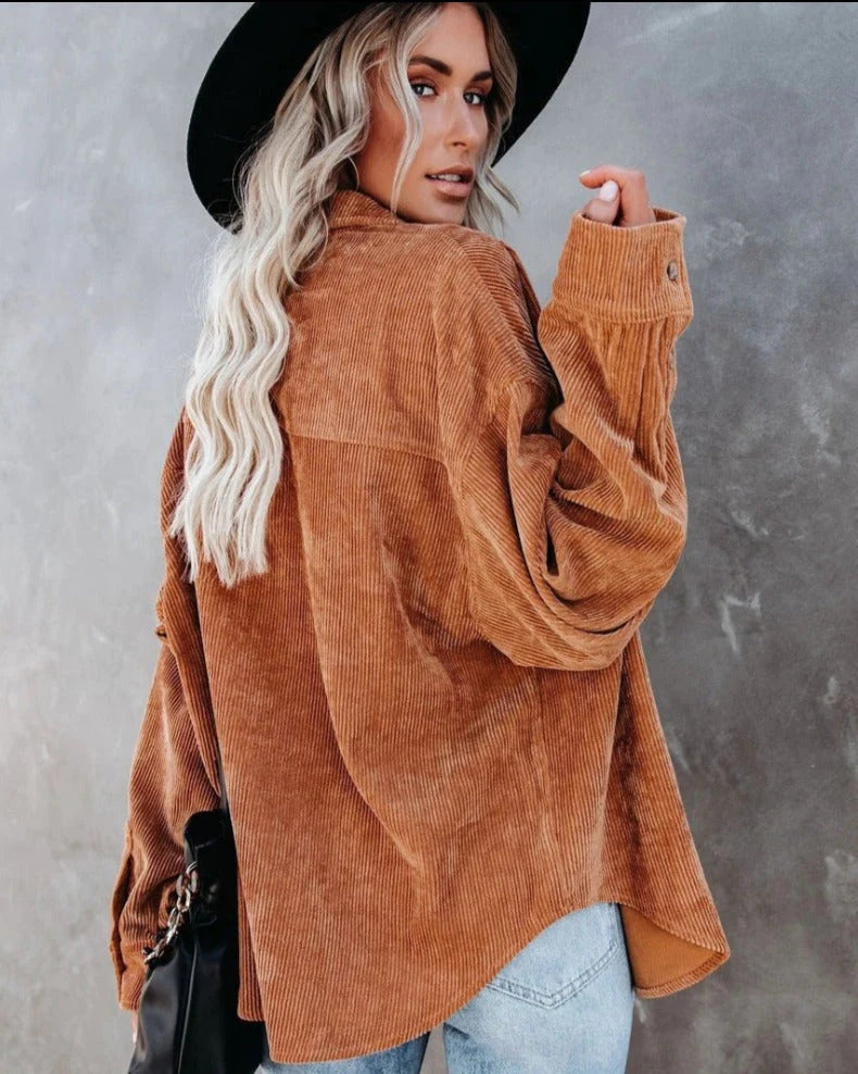 Ainsley Chemise Dame – Casual Vintage Skjorte i Blødt Kordfløjl med Brystlomme
