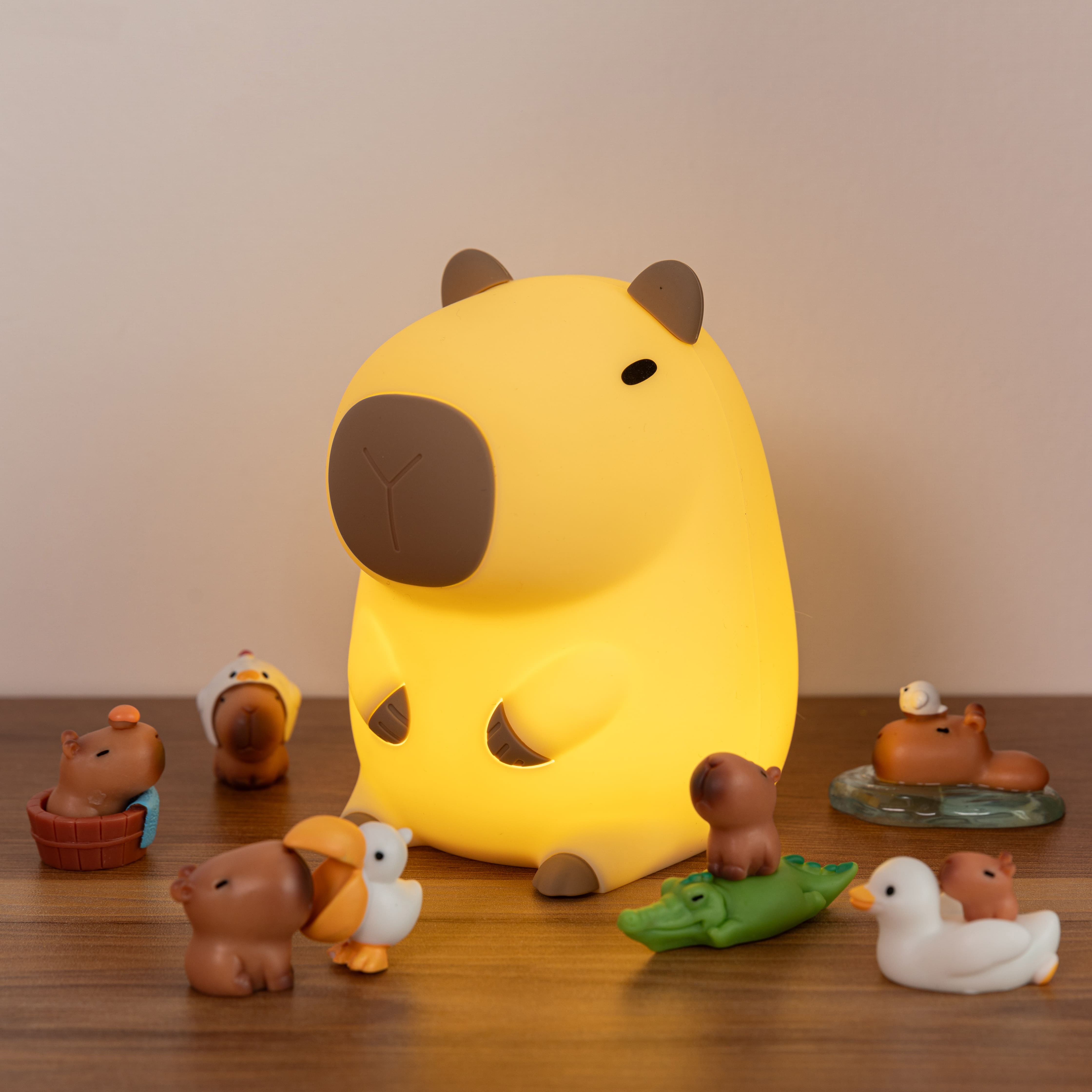 SquishBara | Capybara Squishy Nattelys Ideelt Gave til Alle Aldersgrupper
