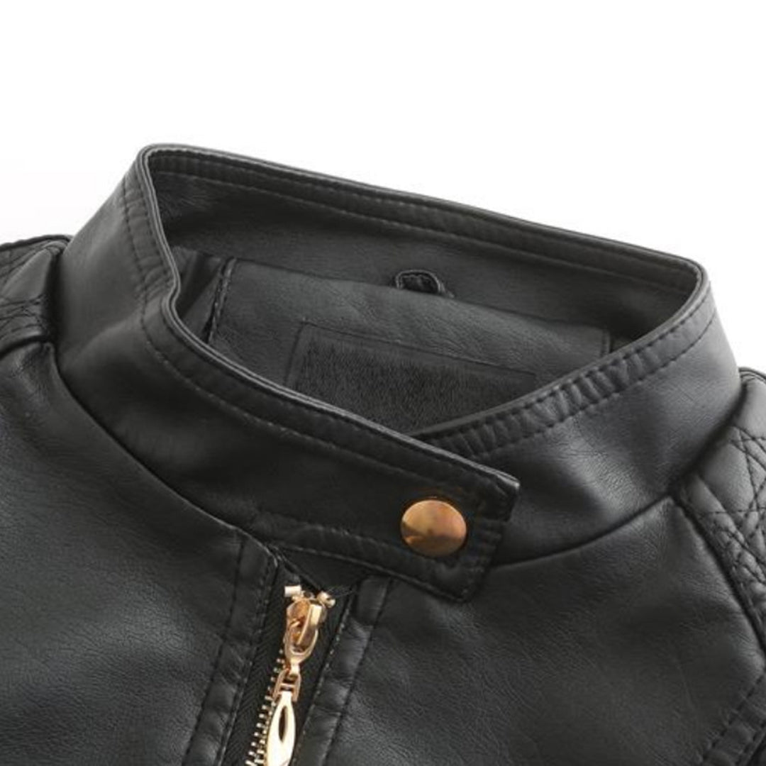 Janiyah Kvinders Læderjakke – Chic Ståkrave, Lynlåse & Elegant Moderne Stil