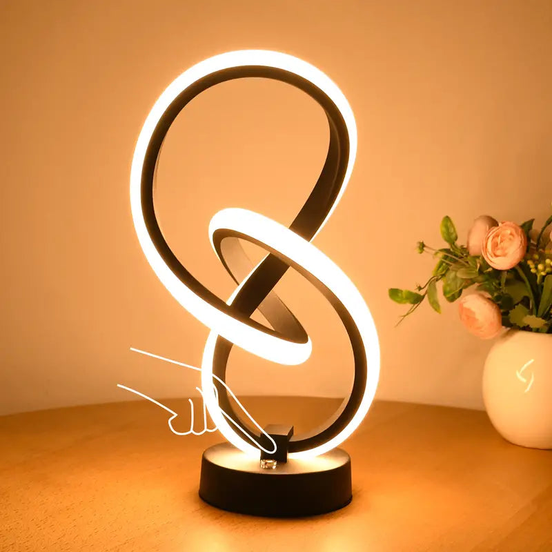 Dæmpbar Lampe Elara - Minimalistisk Design