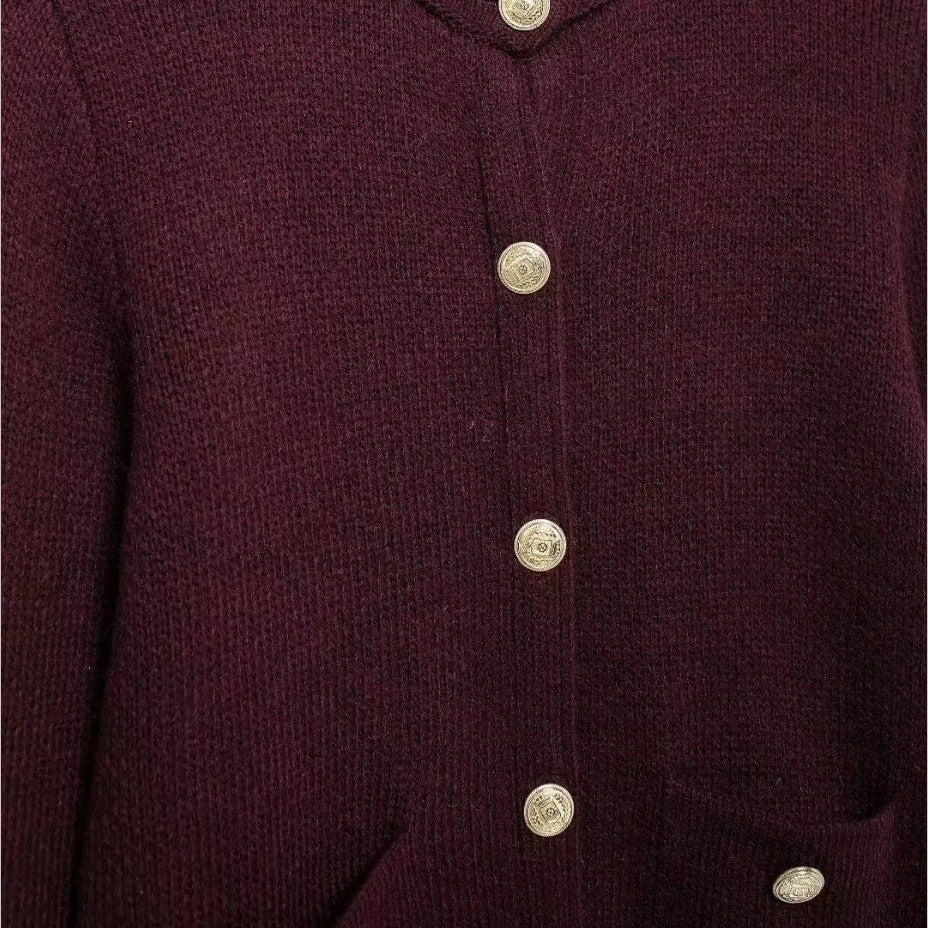 Kvinders Cardigan Med Guld Knapper Stilfuld Design