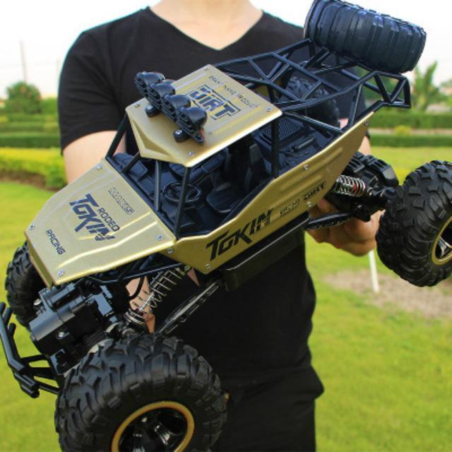 Fjernstyret Bil 4WD Off-Road med Dobbeltmotorer til Børn og Voksne
