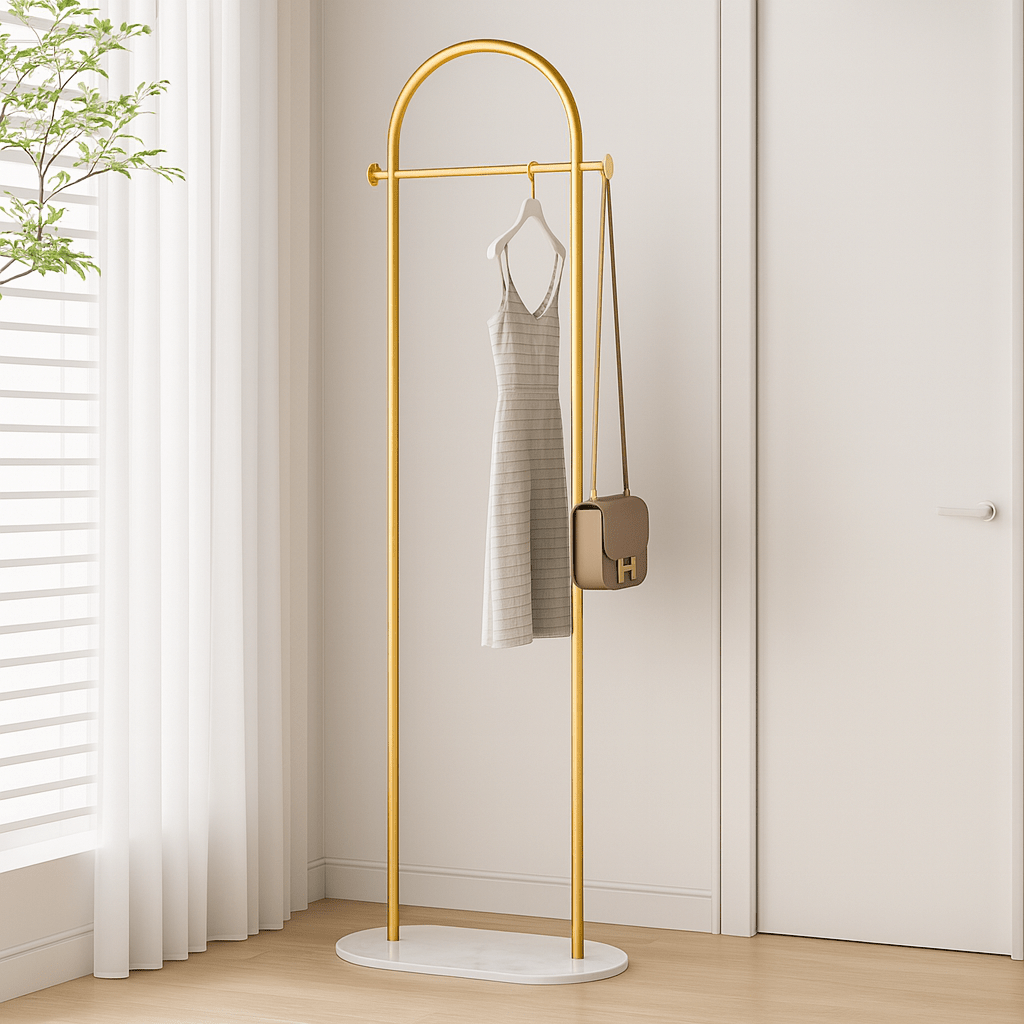 Fritstående Tøjstativ Minimalistisk Design