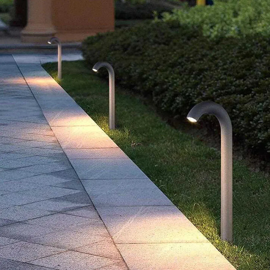 GlowCast - Moderne udendørslampe med lækkert design og vejrbestandig holdbarhed