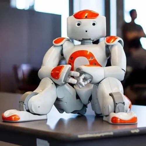 Interaktiv Robotlegetøj til Børn med Bevægelseskontrol