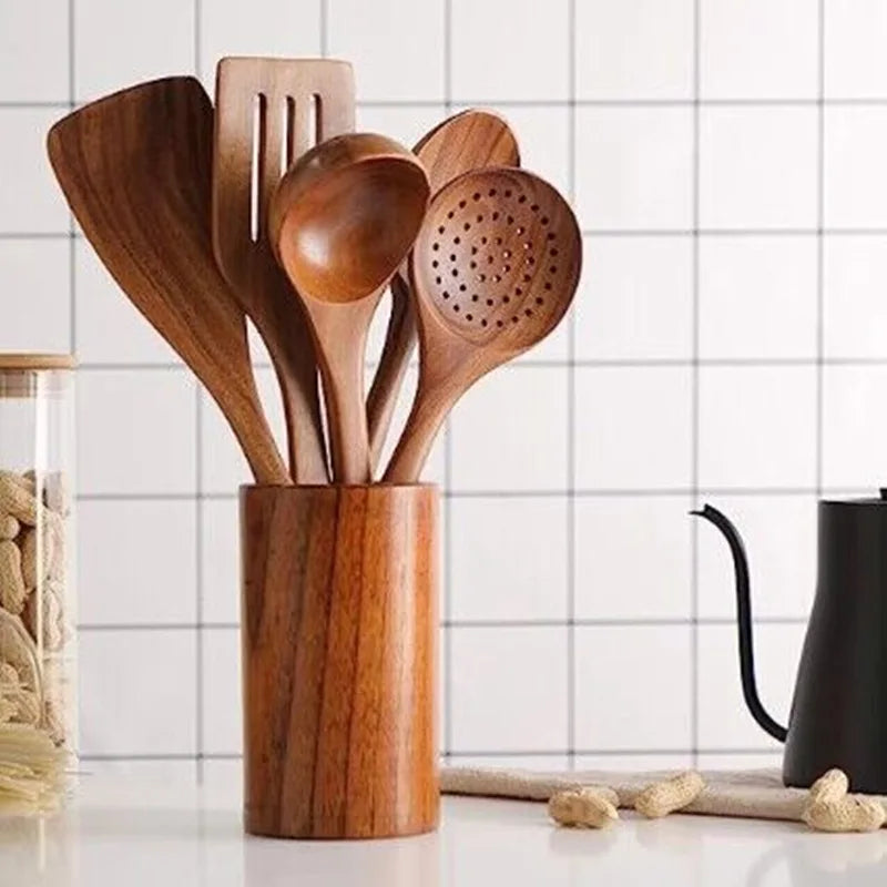Køkkensæt i Teaktræ med Tidløs Design